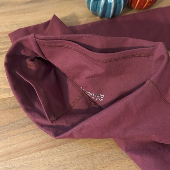 Fabletics Boost PowerHold® High-Waisted 7/8 Legging - Picture 5 of 5